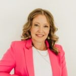 Dr. Shelley Sommerfeldt